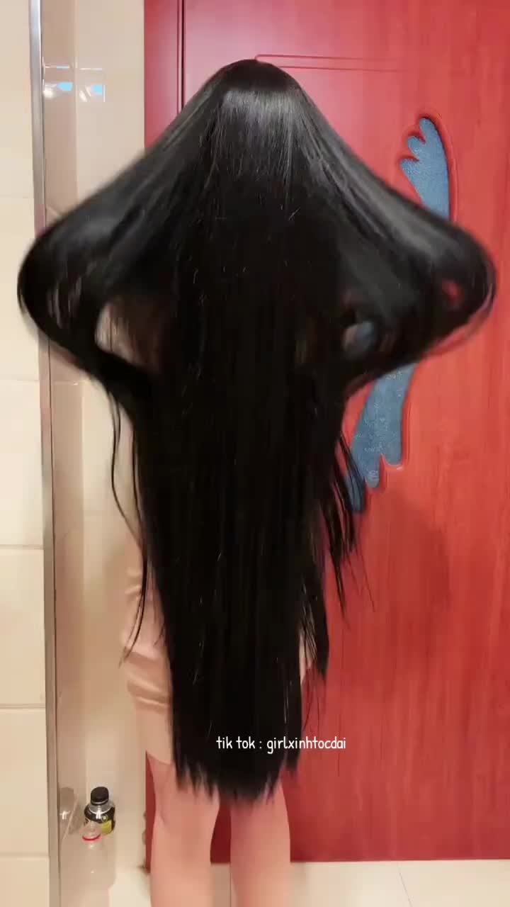 @Những C&ocirc; G&aacute;i T&oacute;c D&agrave;i