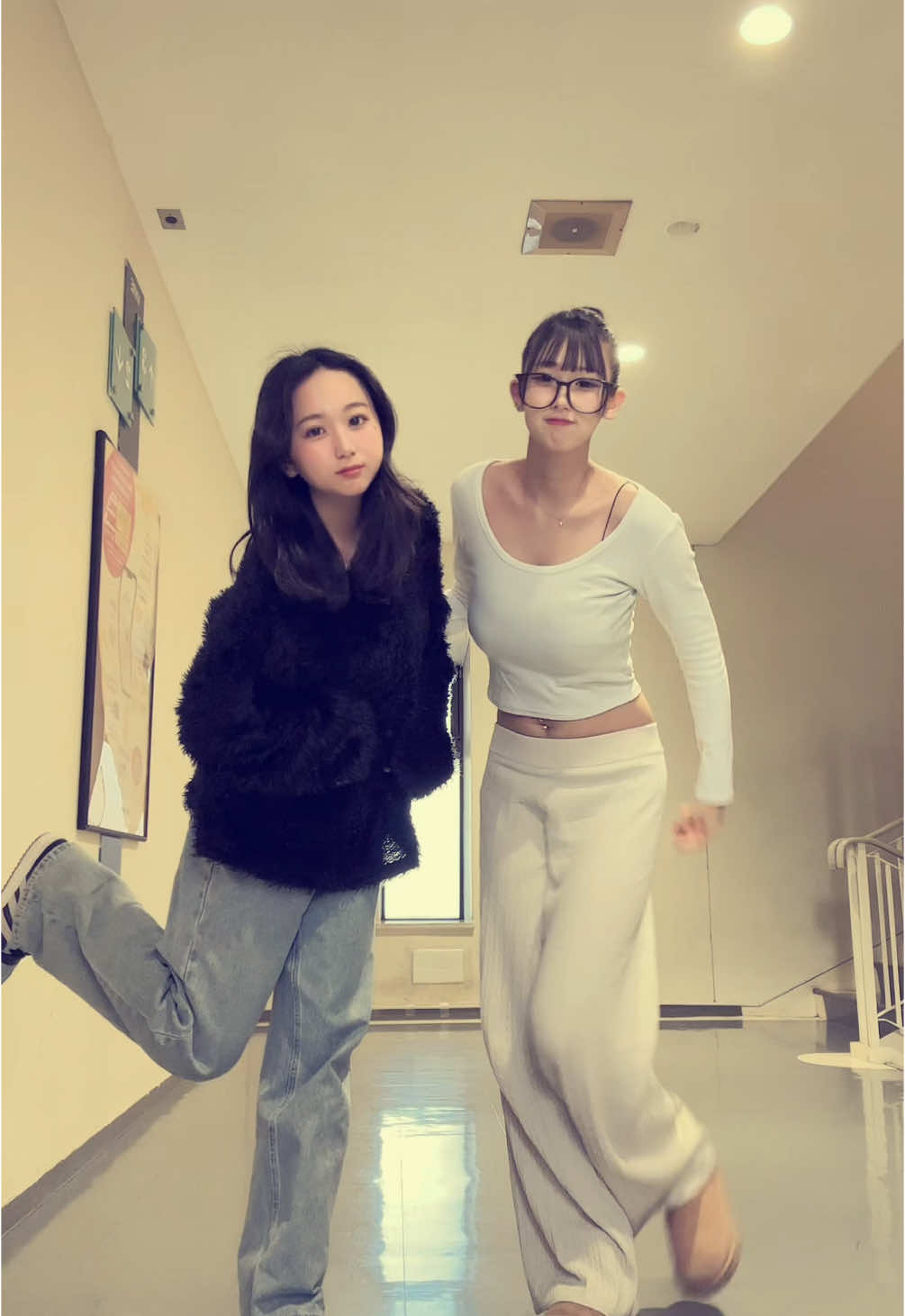 @えま