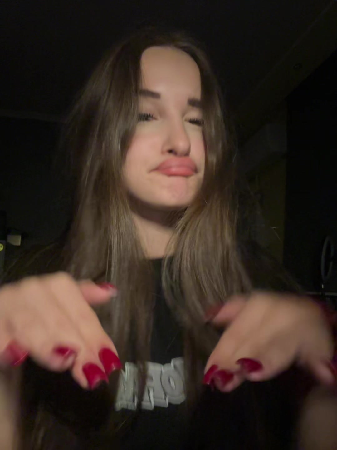 @𝐌𝐚𝐫𝐢𝐧𝐡𝐮𝐤