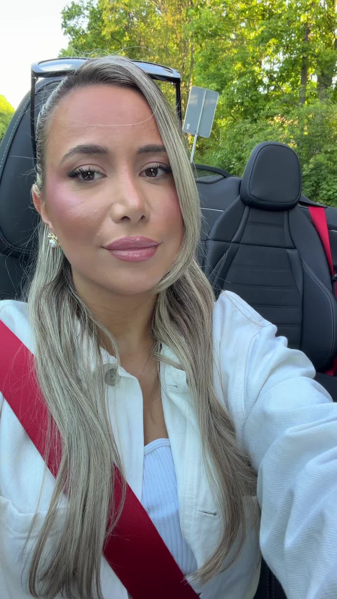 @👸🏼🎀