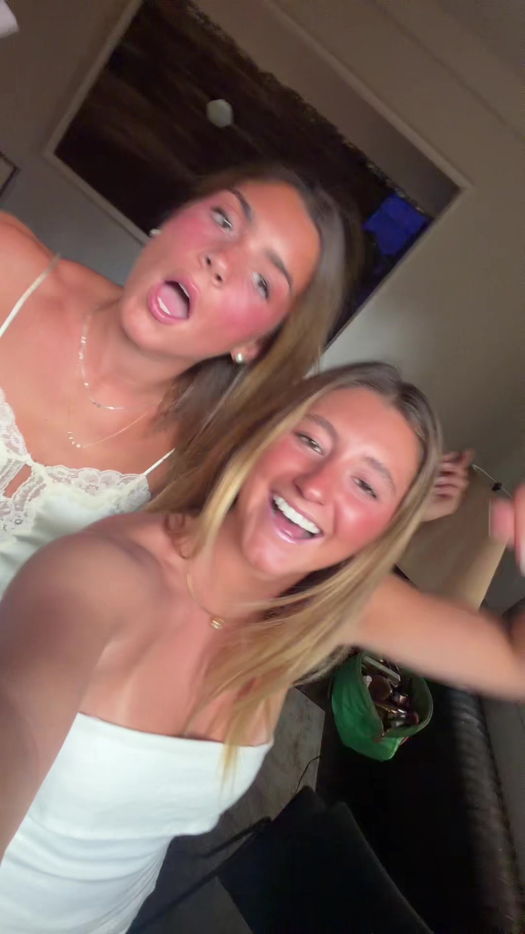 @Maisy