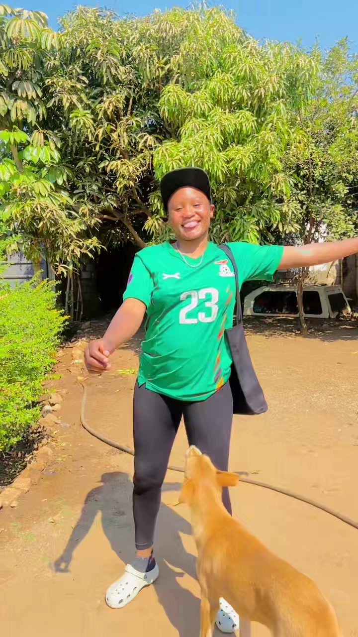 @beckyphiri2301