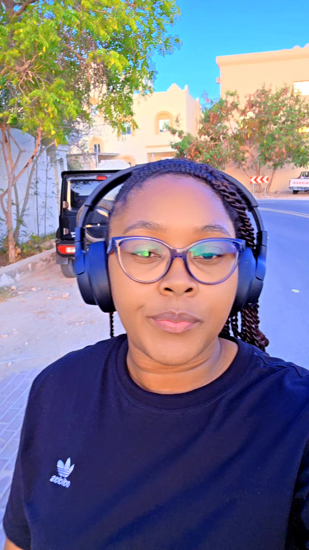 @Tinotenda Makechemu 🇿🇼🇶🇦