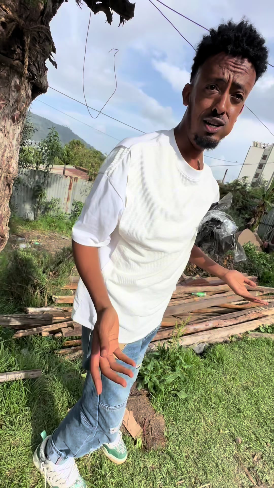 @Amanye አኮሌ