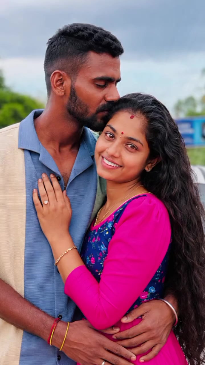 @💐🅳︎🅢︎🅳︎என்னவனின்🦋காதலி🦋