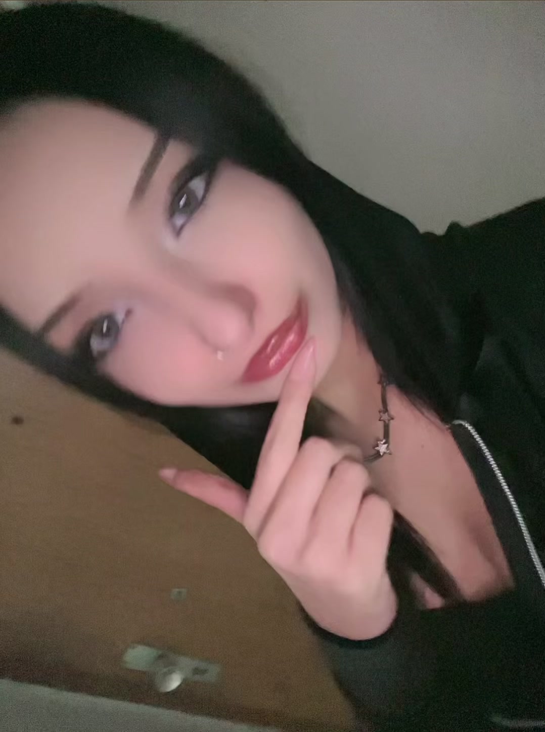 @nehirozbyy