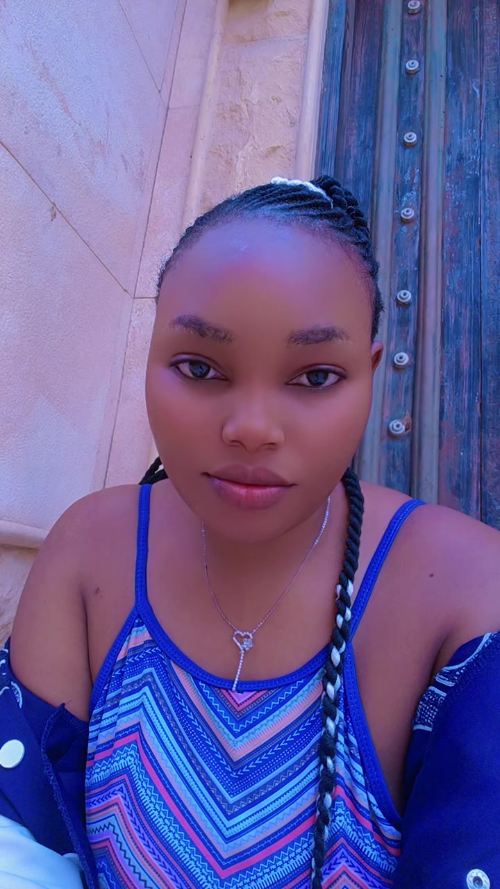 @QVINNA