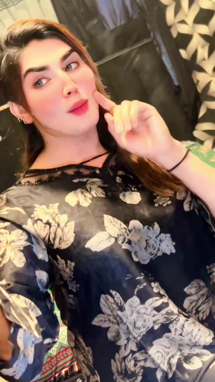 @Queen110👑