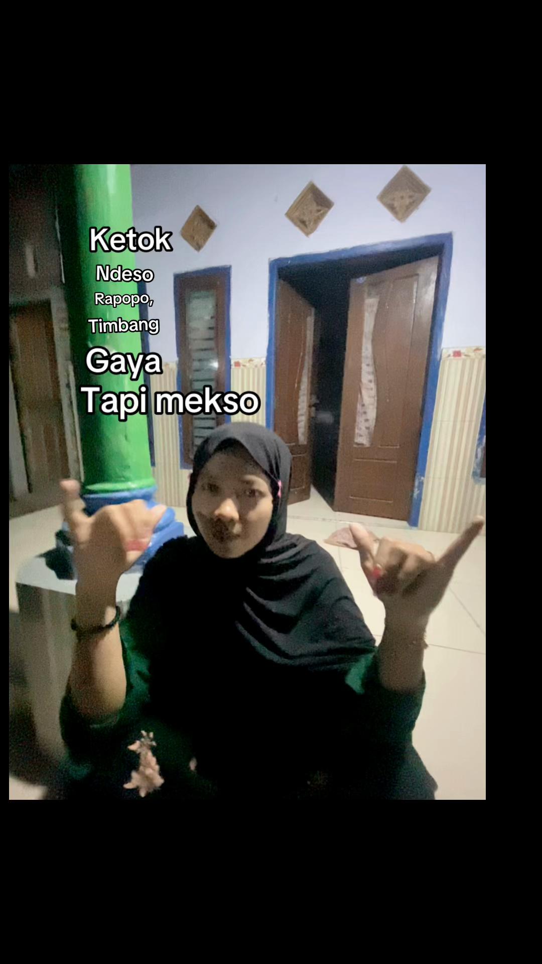 @Anisaratu👑
