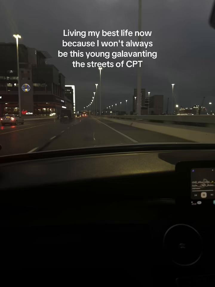 @Larniie