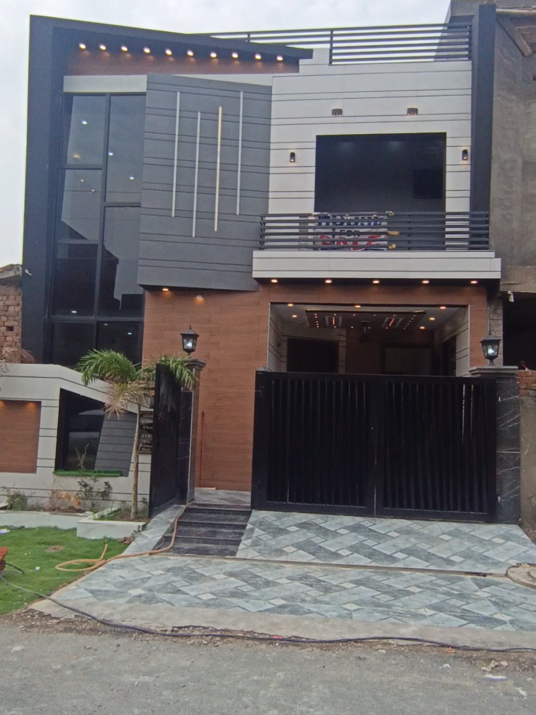 @Golden Property