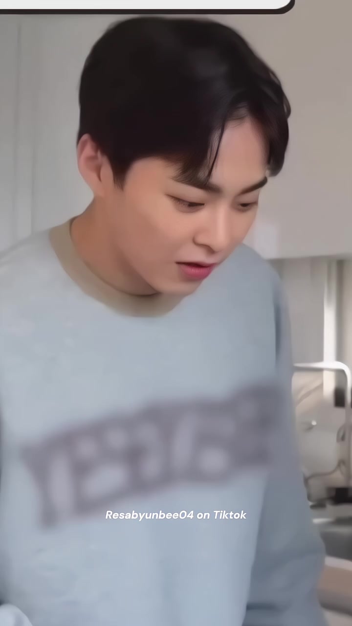 @Baekhyunee_kyoong