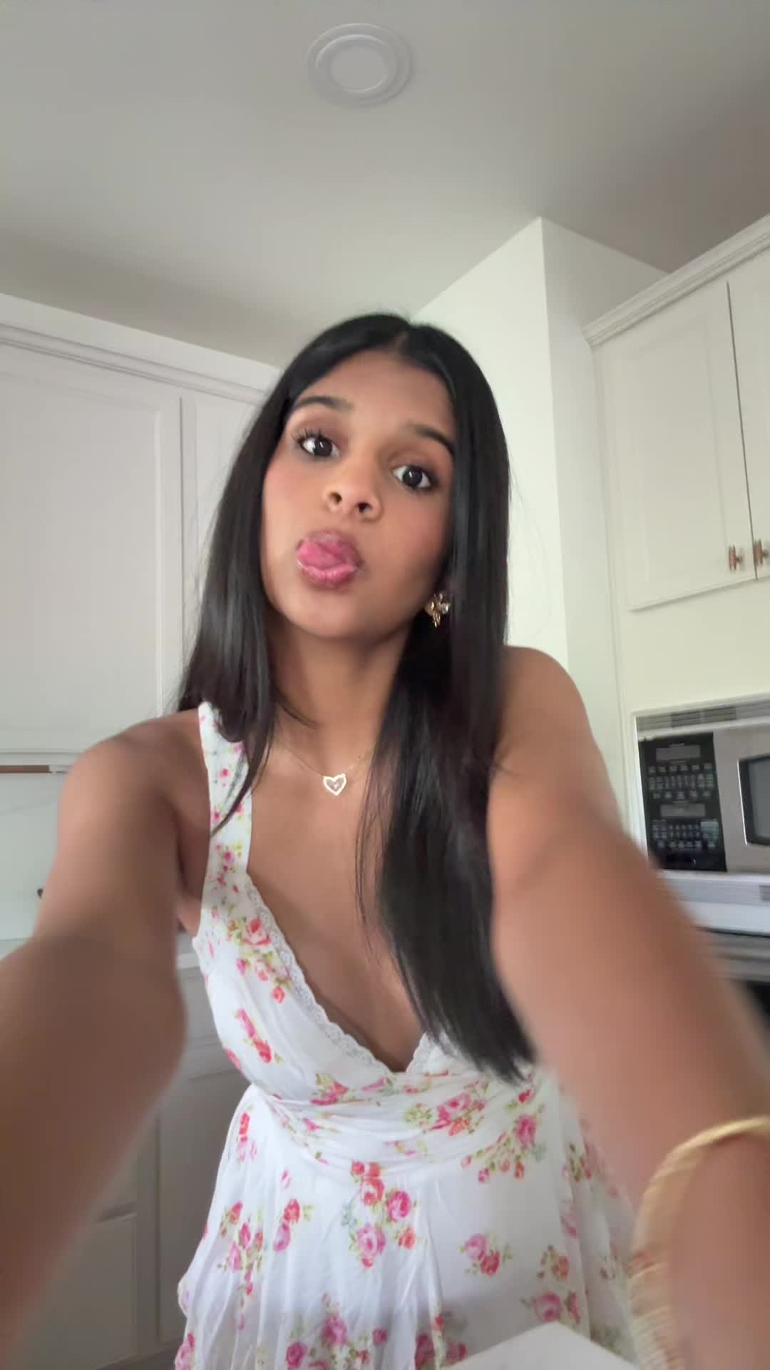 @lohisha!!