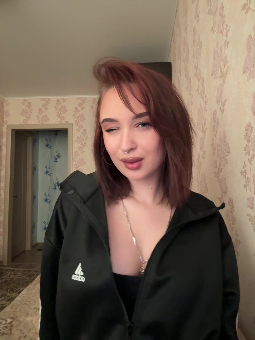@1schvmr