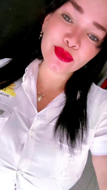 @Esme Ter&aacute;n 💜