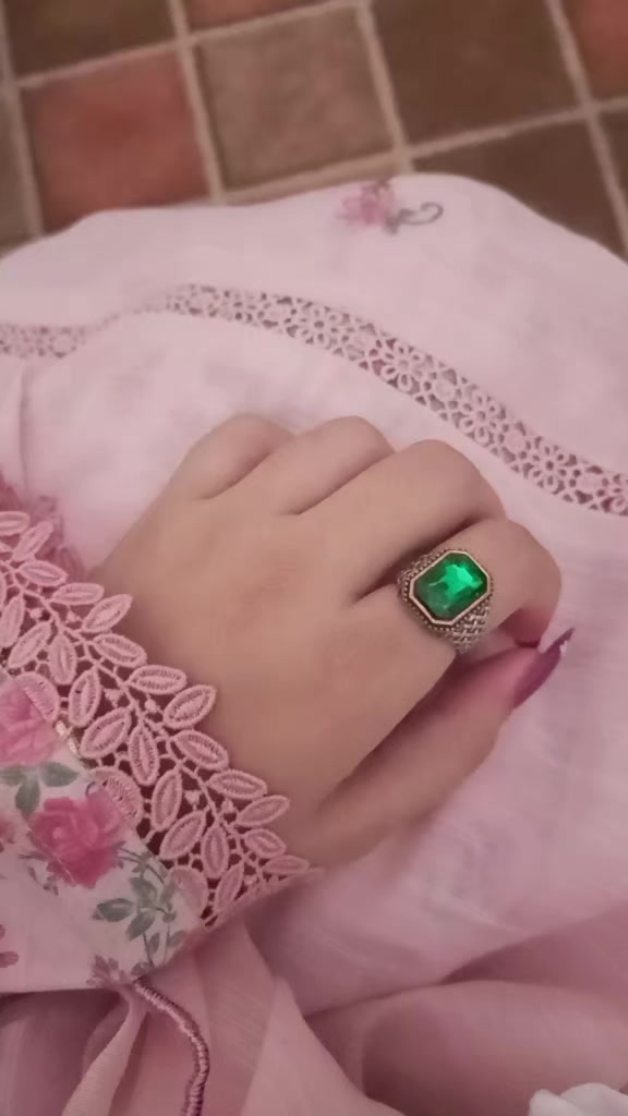 @Tiny Treasure