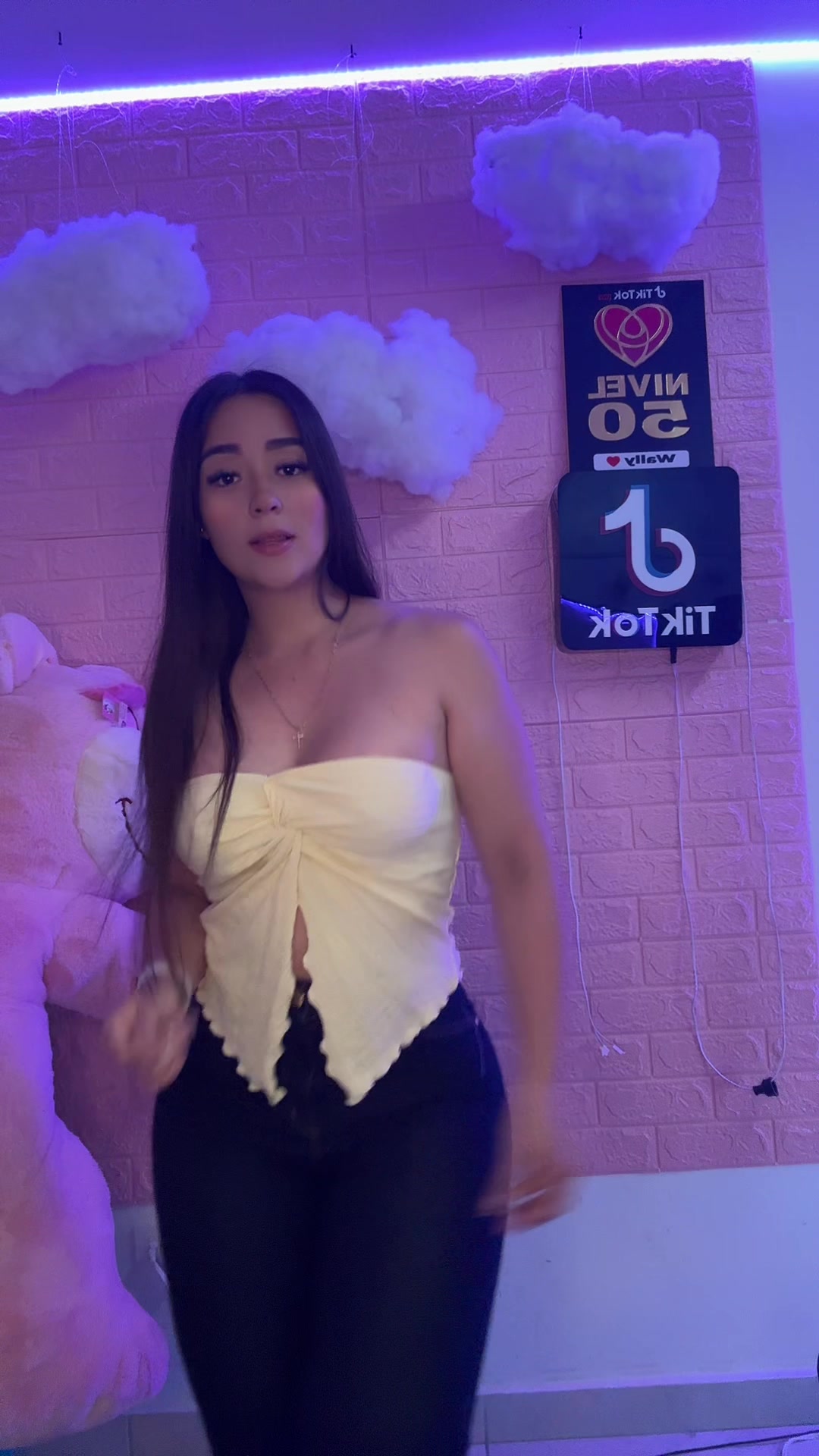 @Laura Patiño🧸💫ᴰᴹ