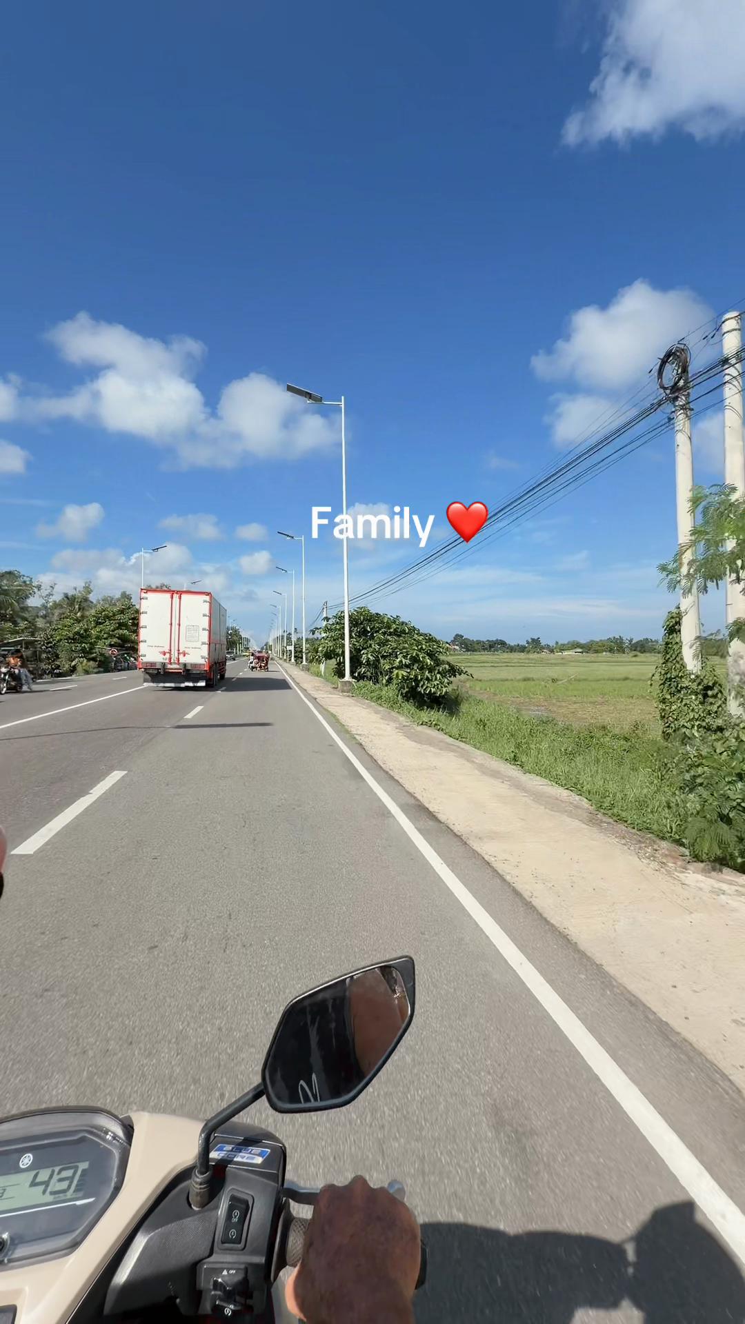 @Kimmy_09 on IG 🦋