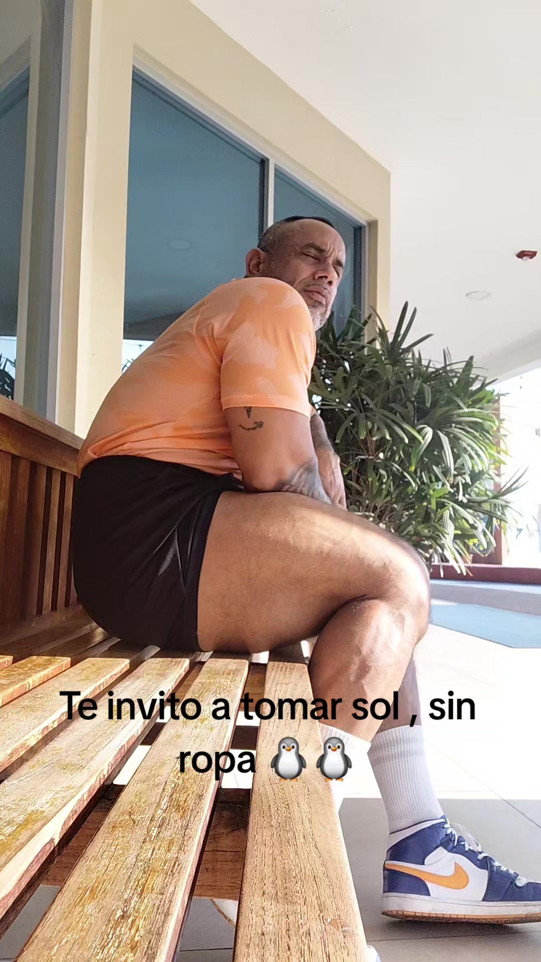 @Enrique Briones200