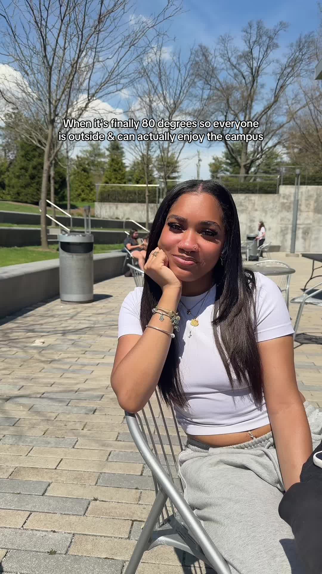 @xo.la.la