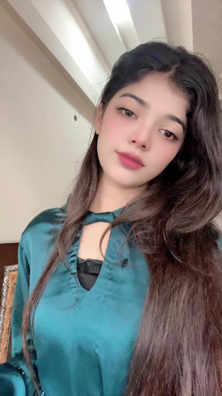 @❤️Anny Shah❤️