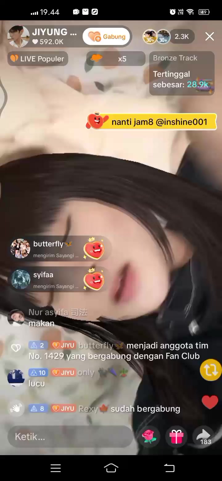 @〽️іkᥲᥡᥡ