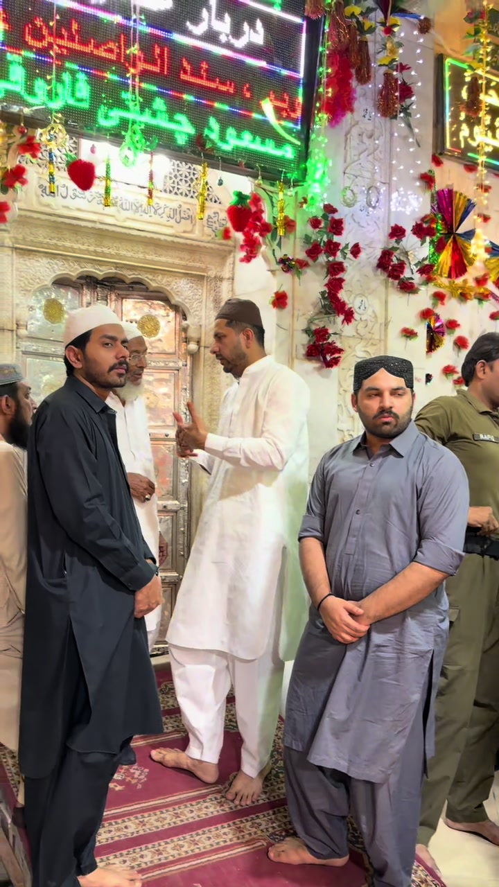 @Pir Gohar Saifullah Chishty