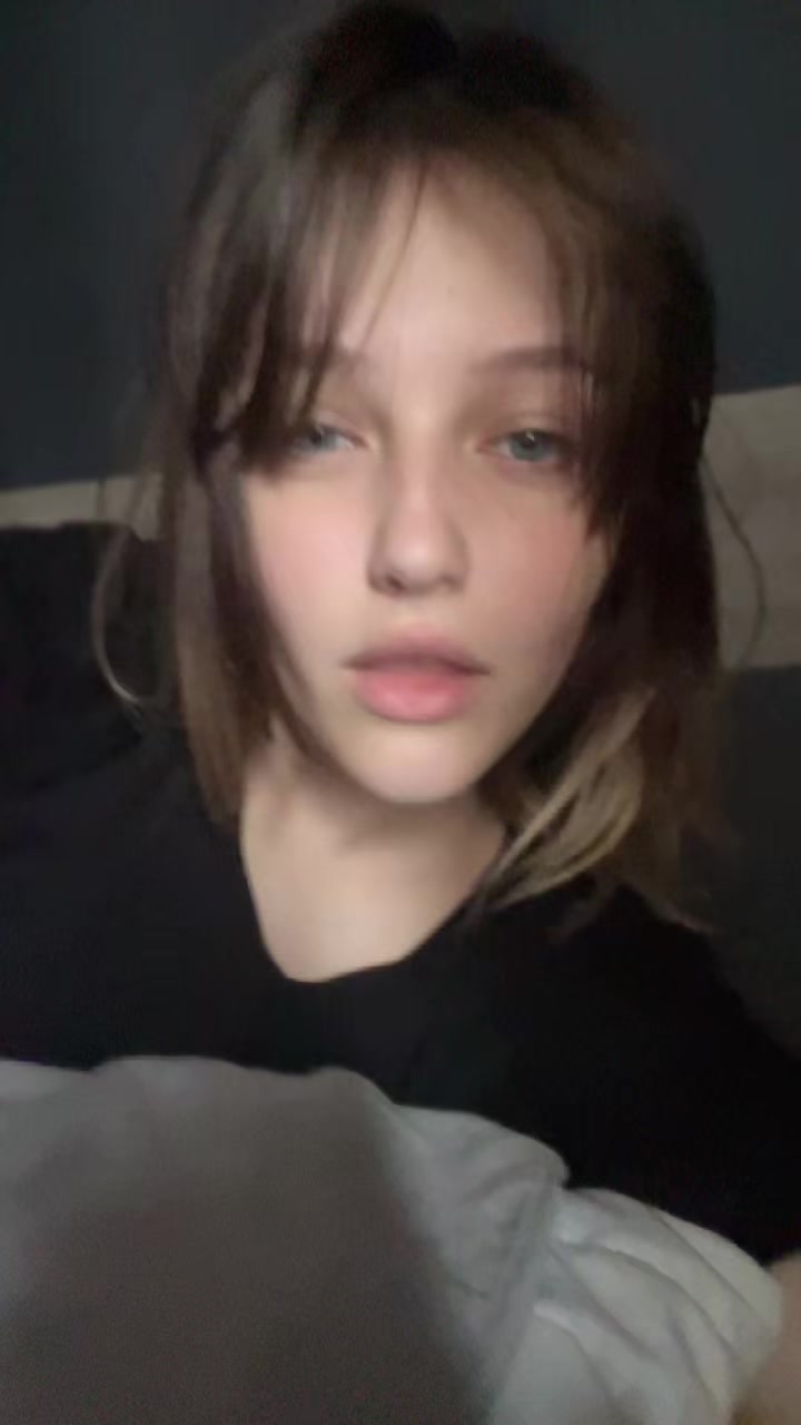 @алиня оу