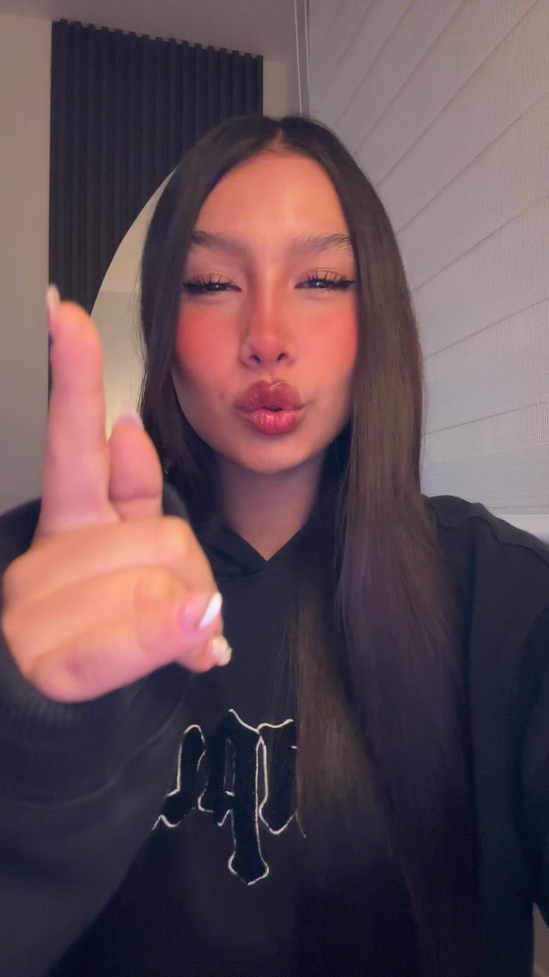 @valeaarangooo