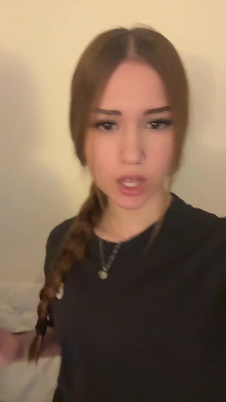 @⃟