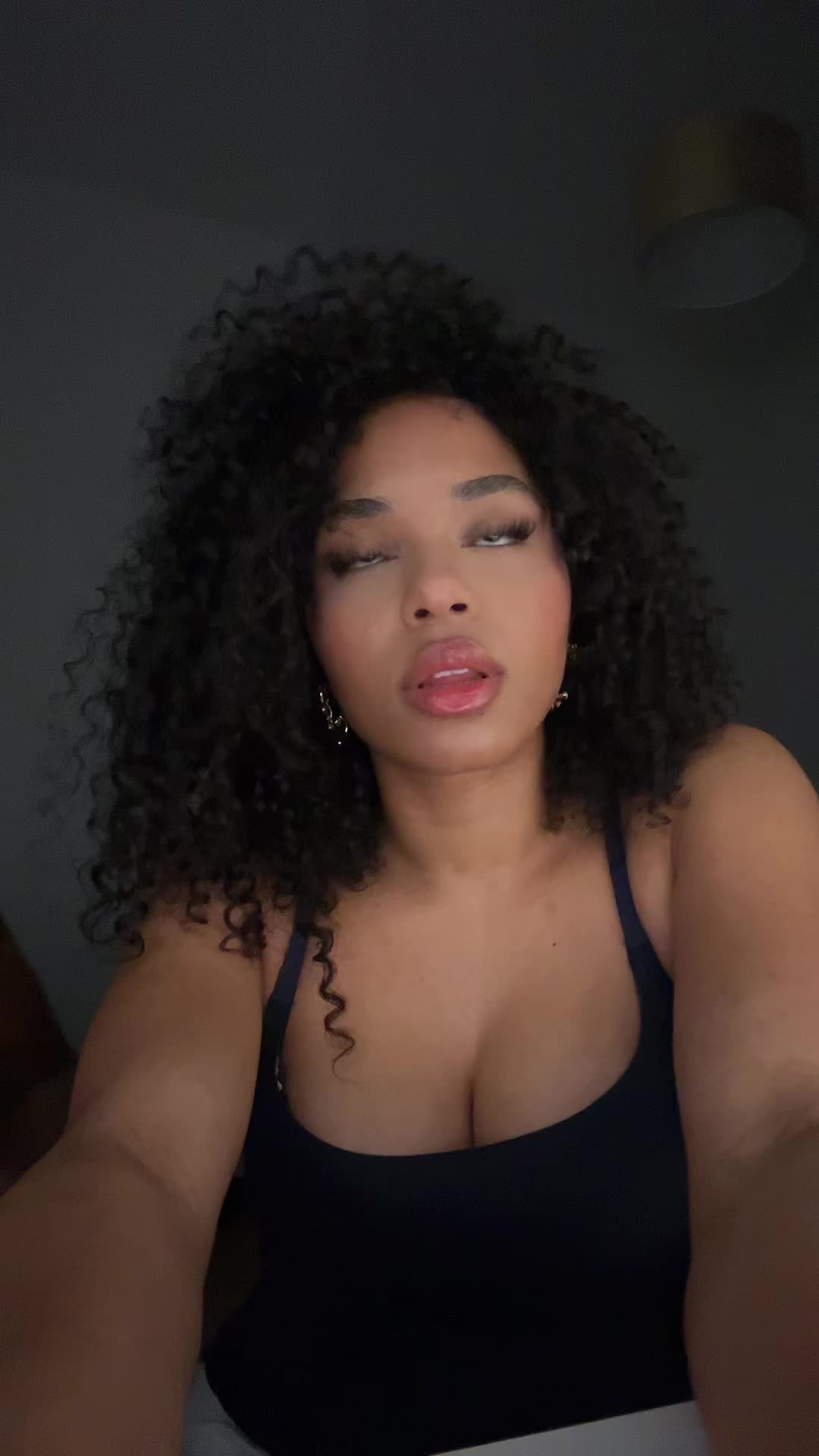 @lily