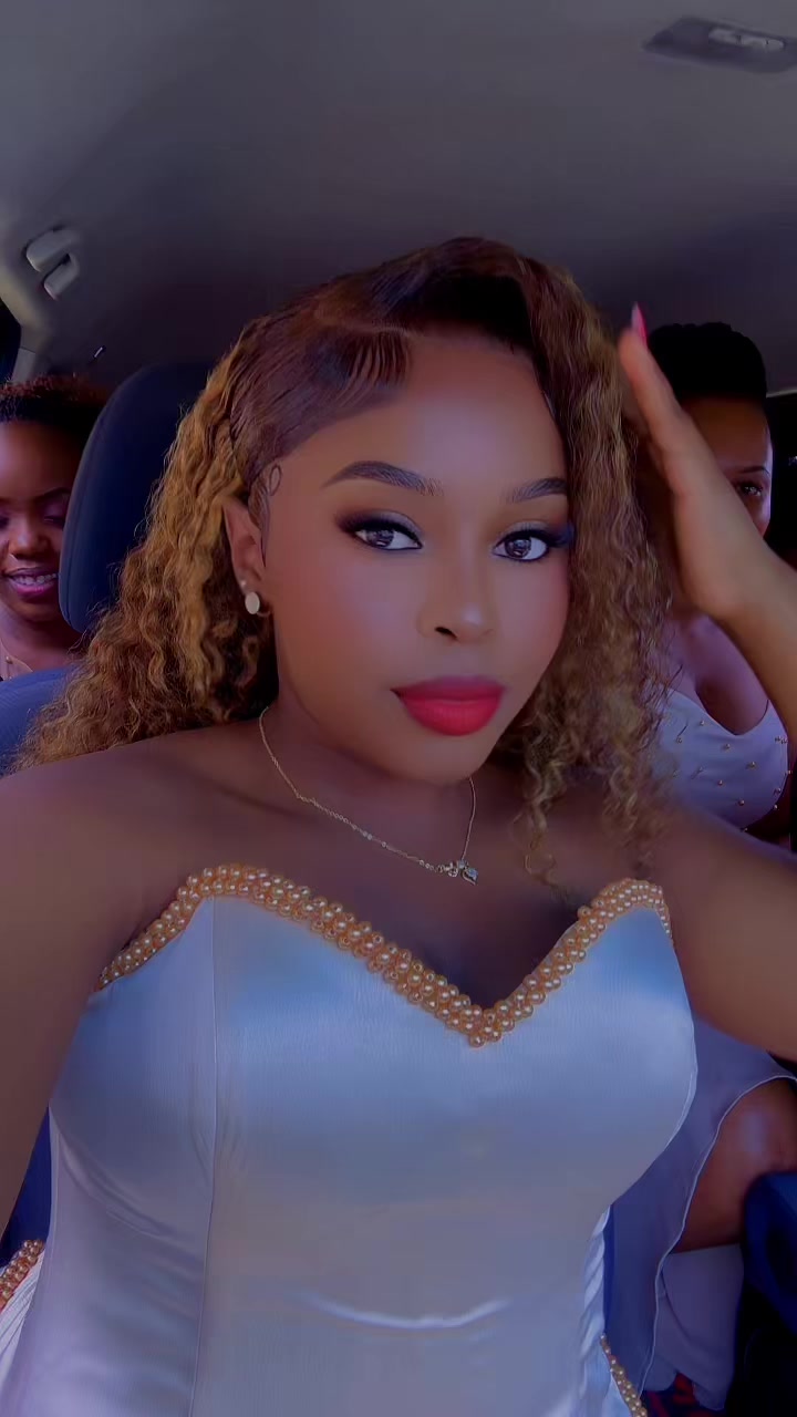 @staicy_khakhu