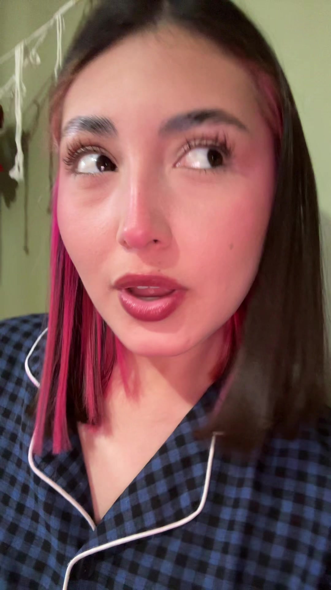@e