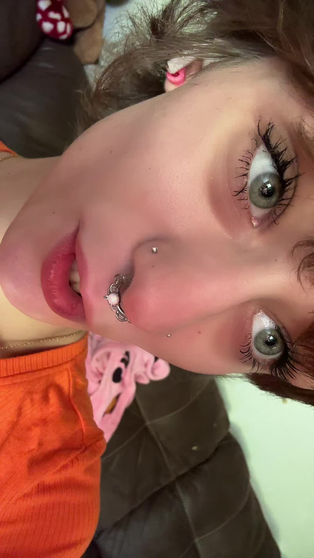 @🕷️𝔪𝔢𝔪𝔬𝔯𝔶 𝔟𝔢𝔩𝔩𝔢🕷️