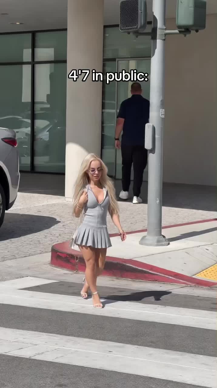 @eliniii