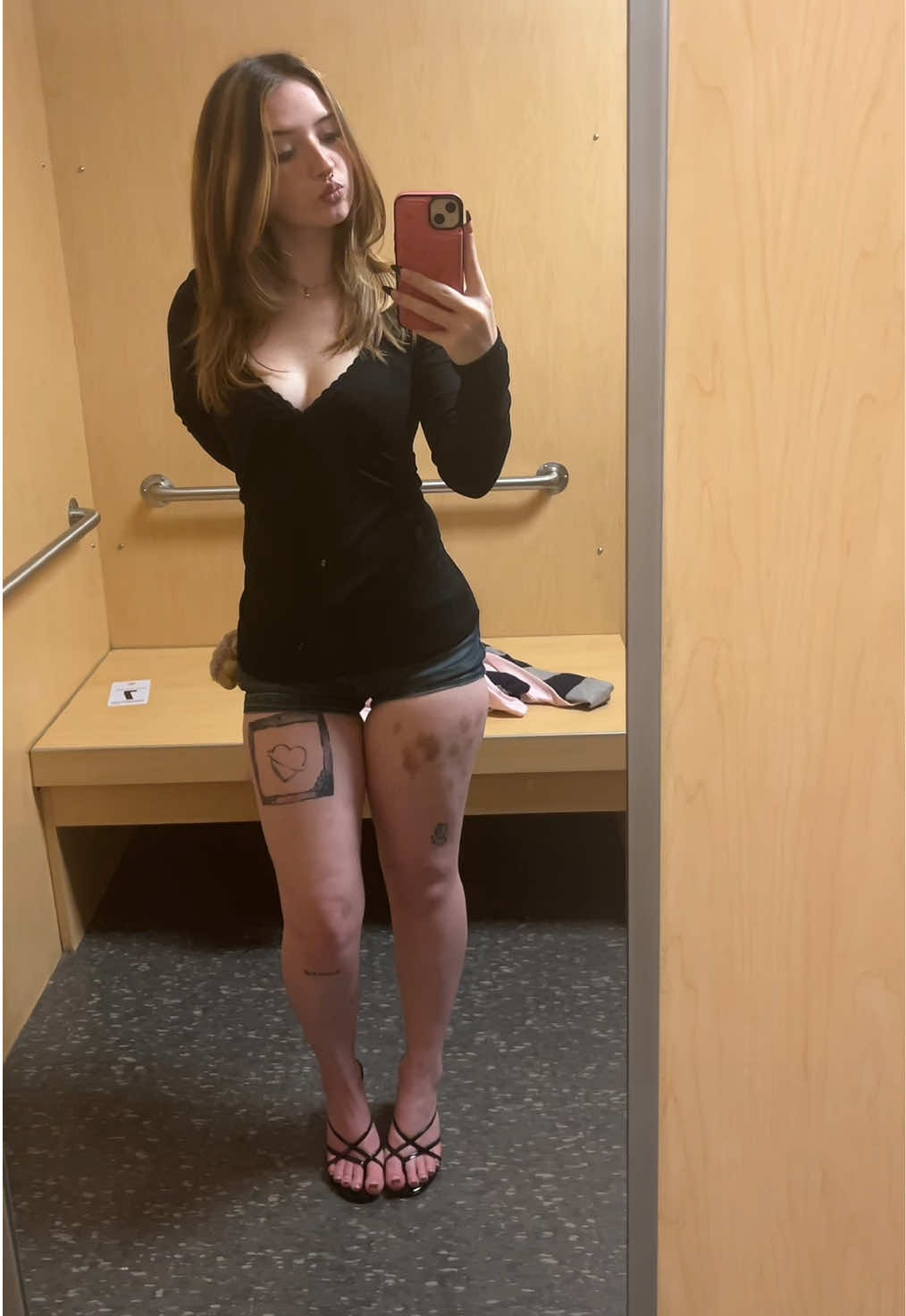 @f4wng1rl