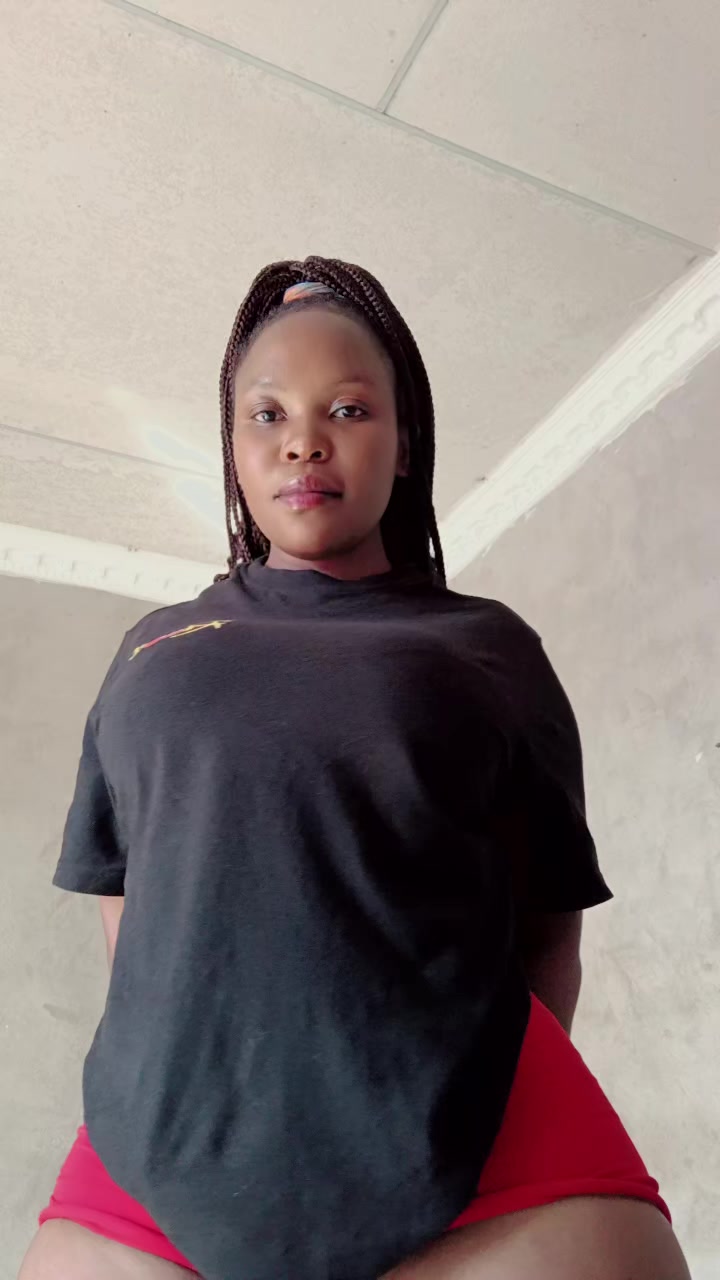 @Nikiwe.