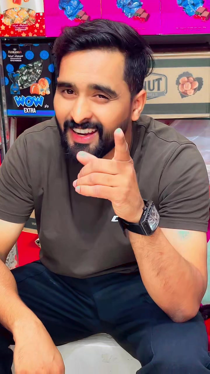 @raazrasiq