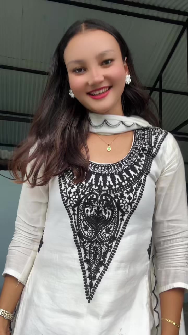 @Usha khadka🦋