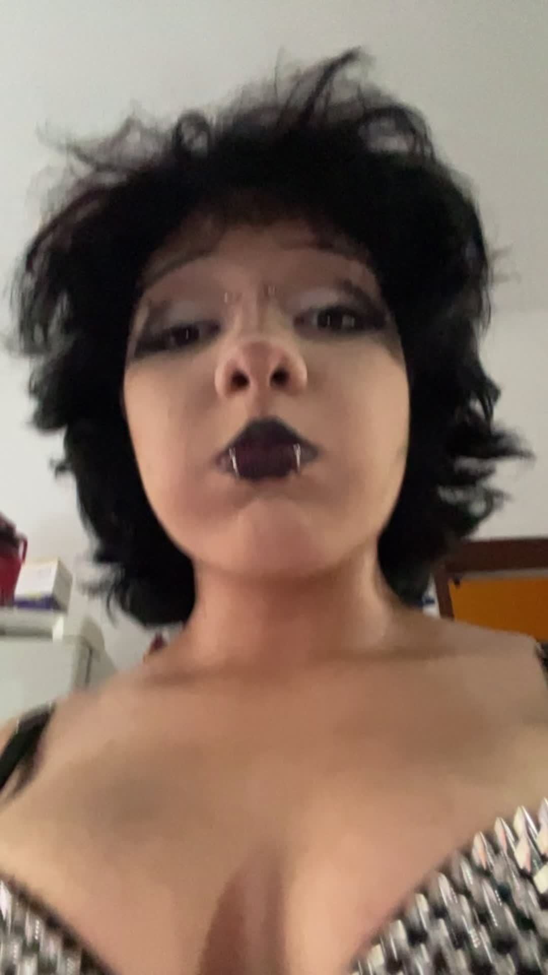 @samantha🦇