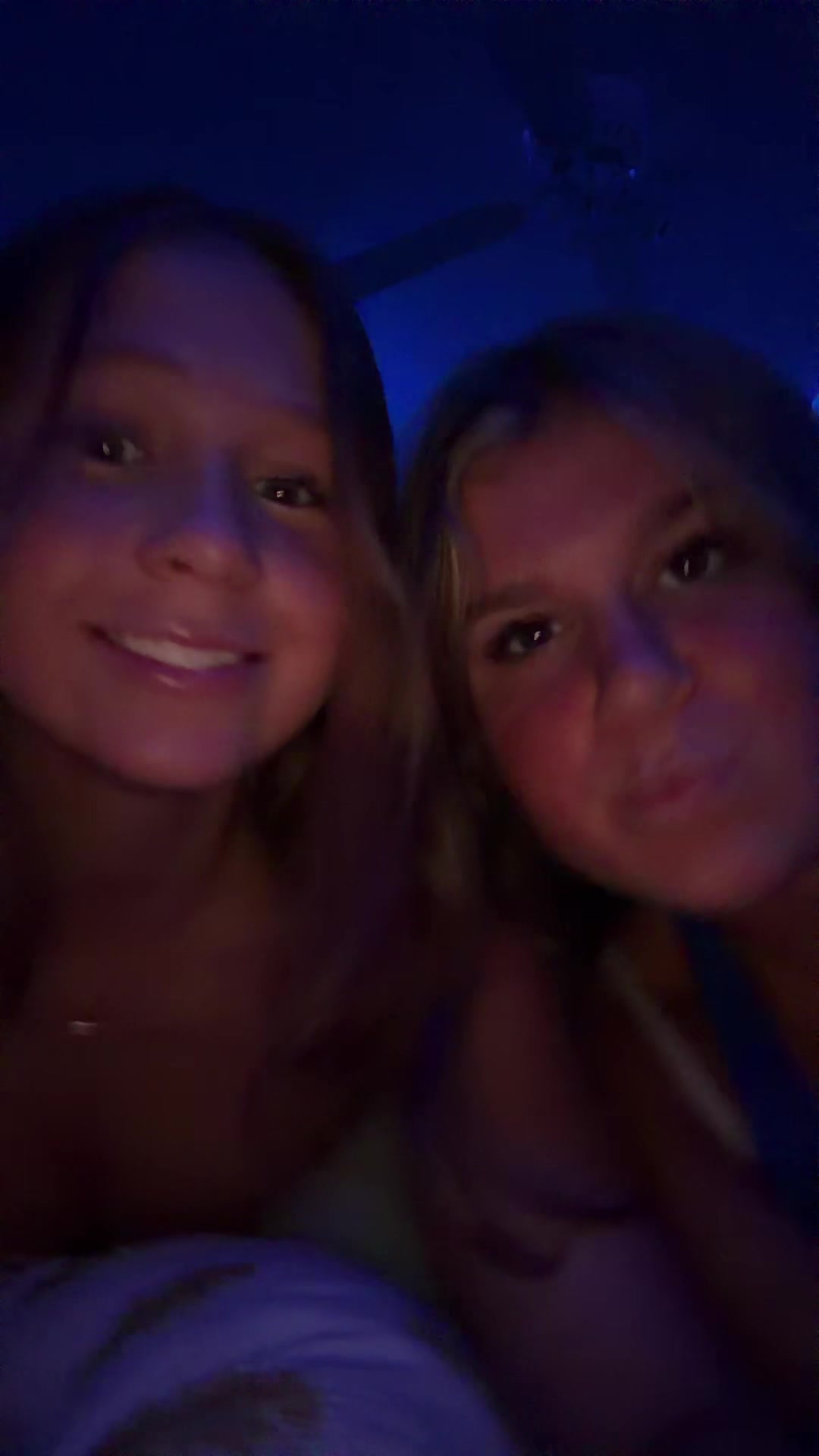 @ella 💌