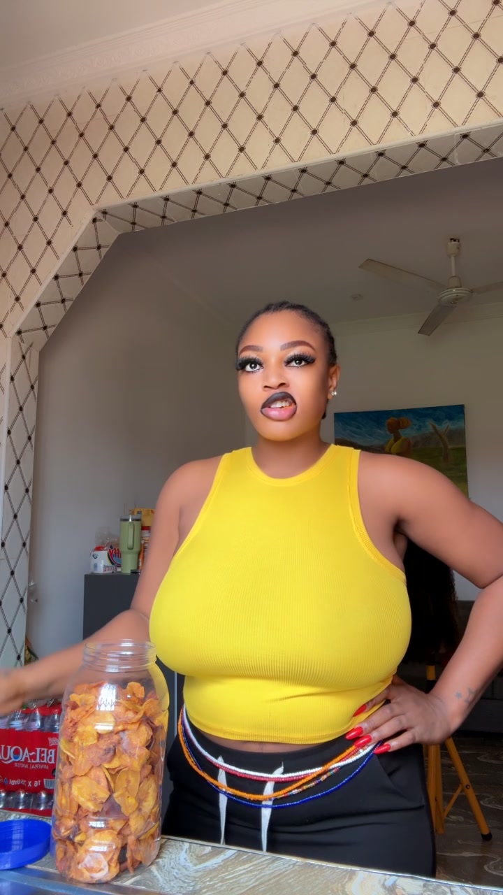 @🩵Bigbreast777🩵