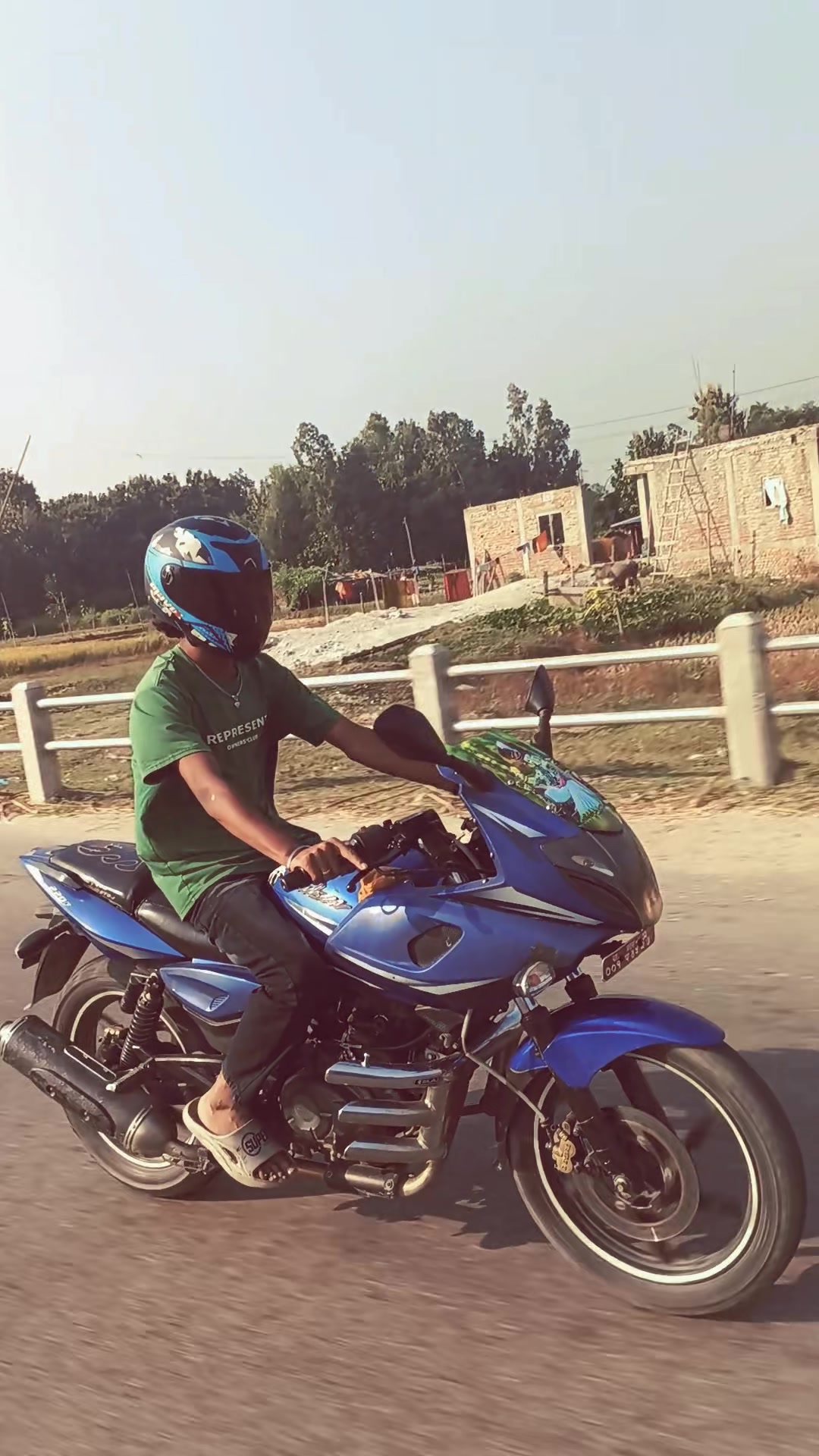 @🧿Sabinn_dhanuk🧿