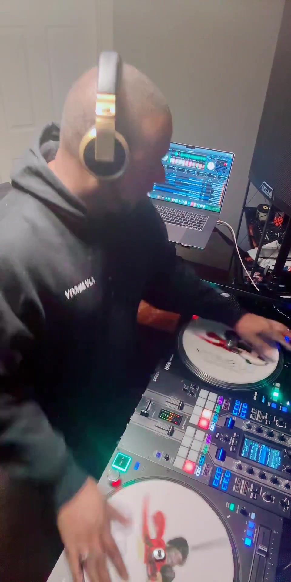 @Hi I’m Dj Smitty 👋🏾