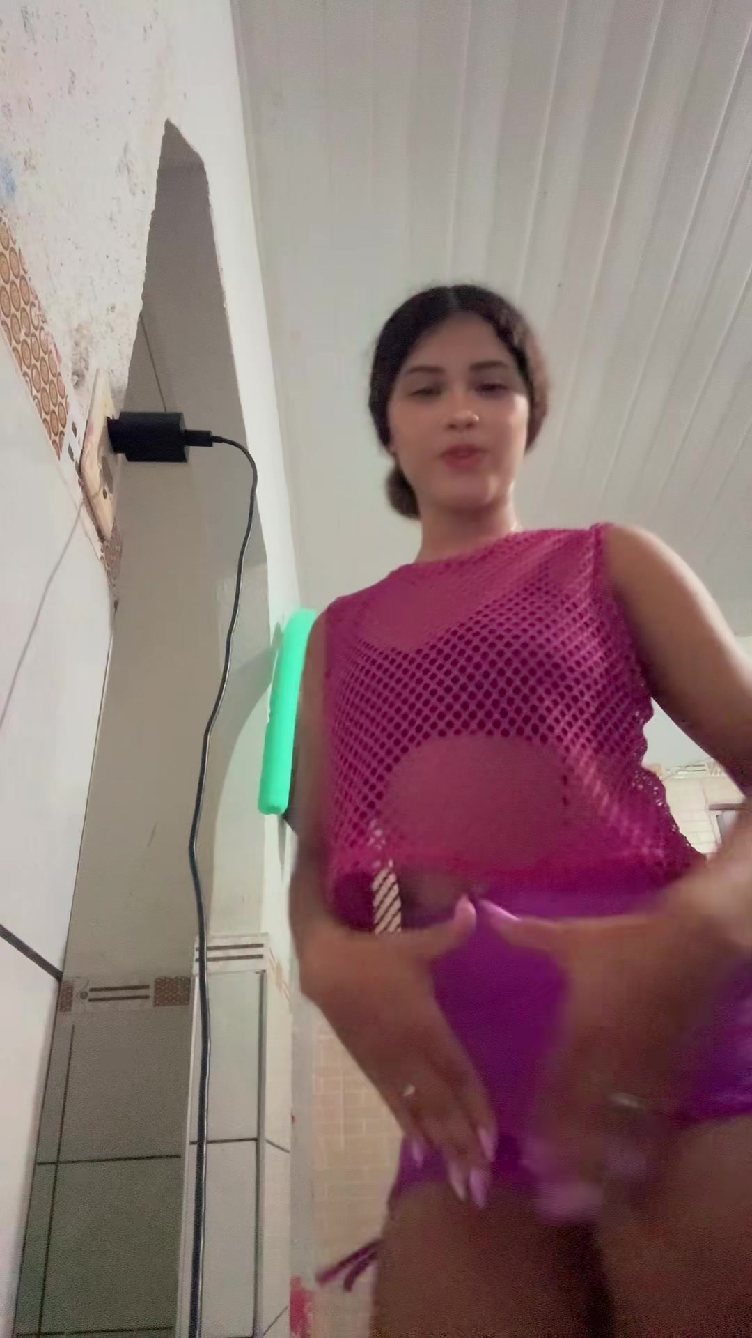 @Giii