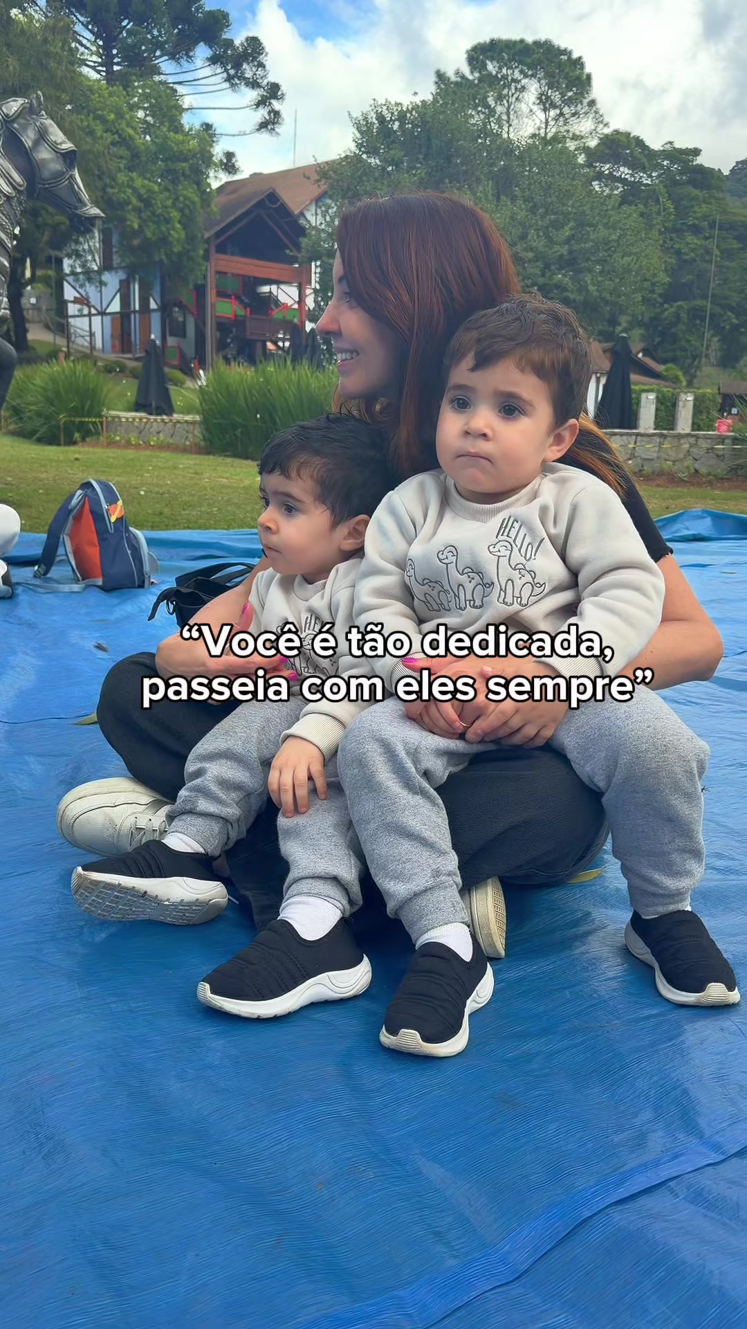 @Ka | M&atilde;e dos G&ecirc;meos