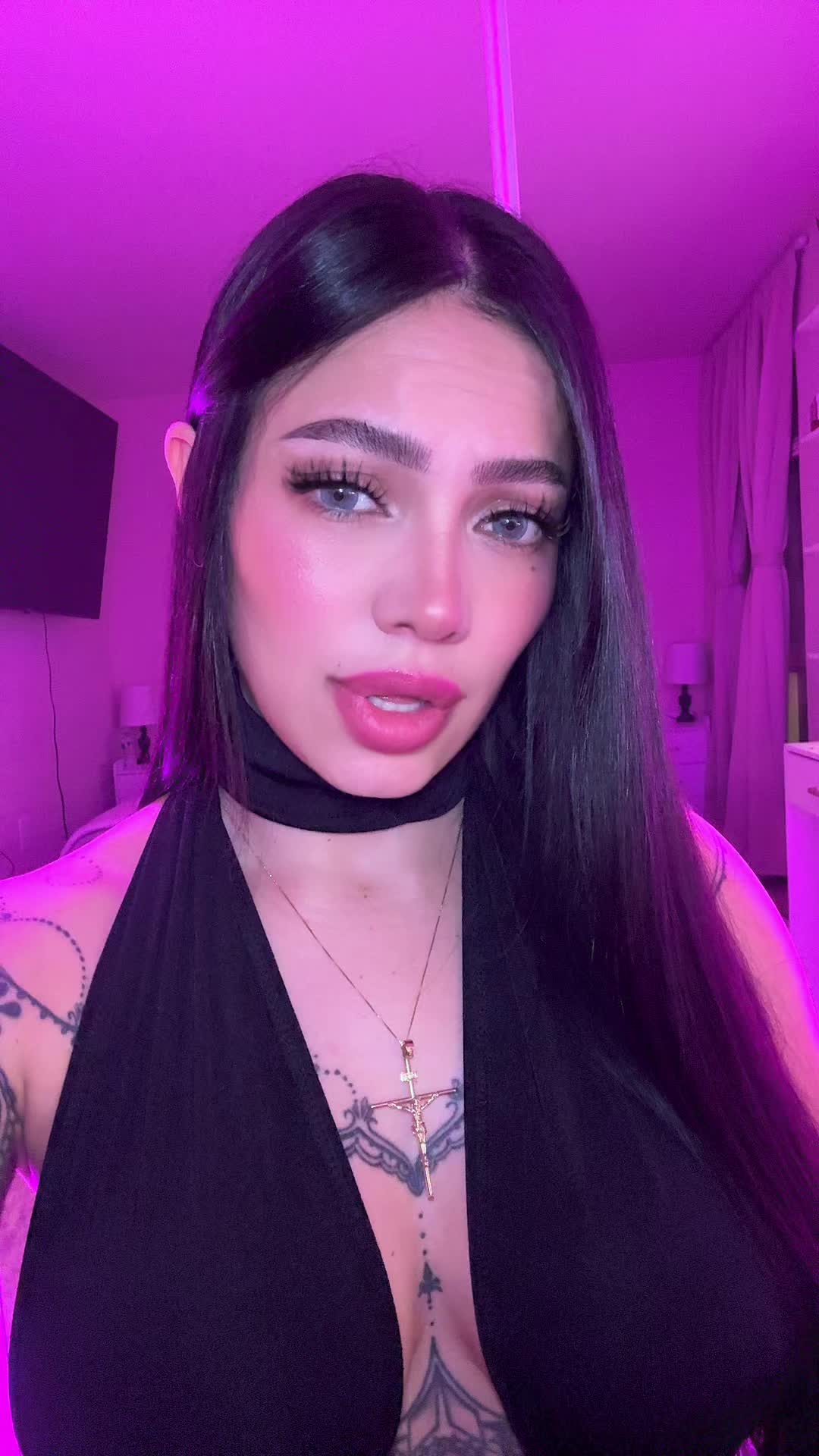@Lizmar Flores