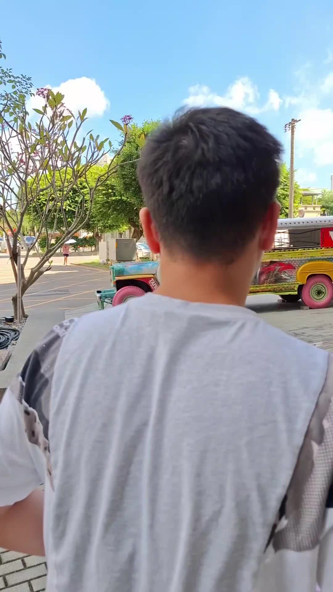 @ClinTroy Bulambao 🇭🇺🇪🇺