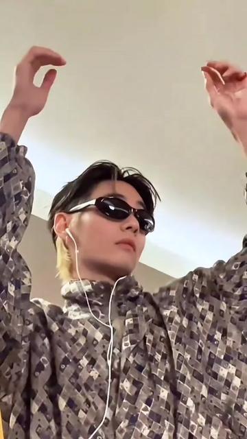 @fansbts