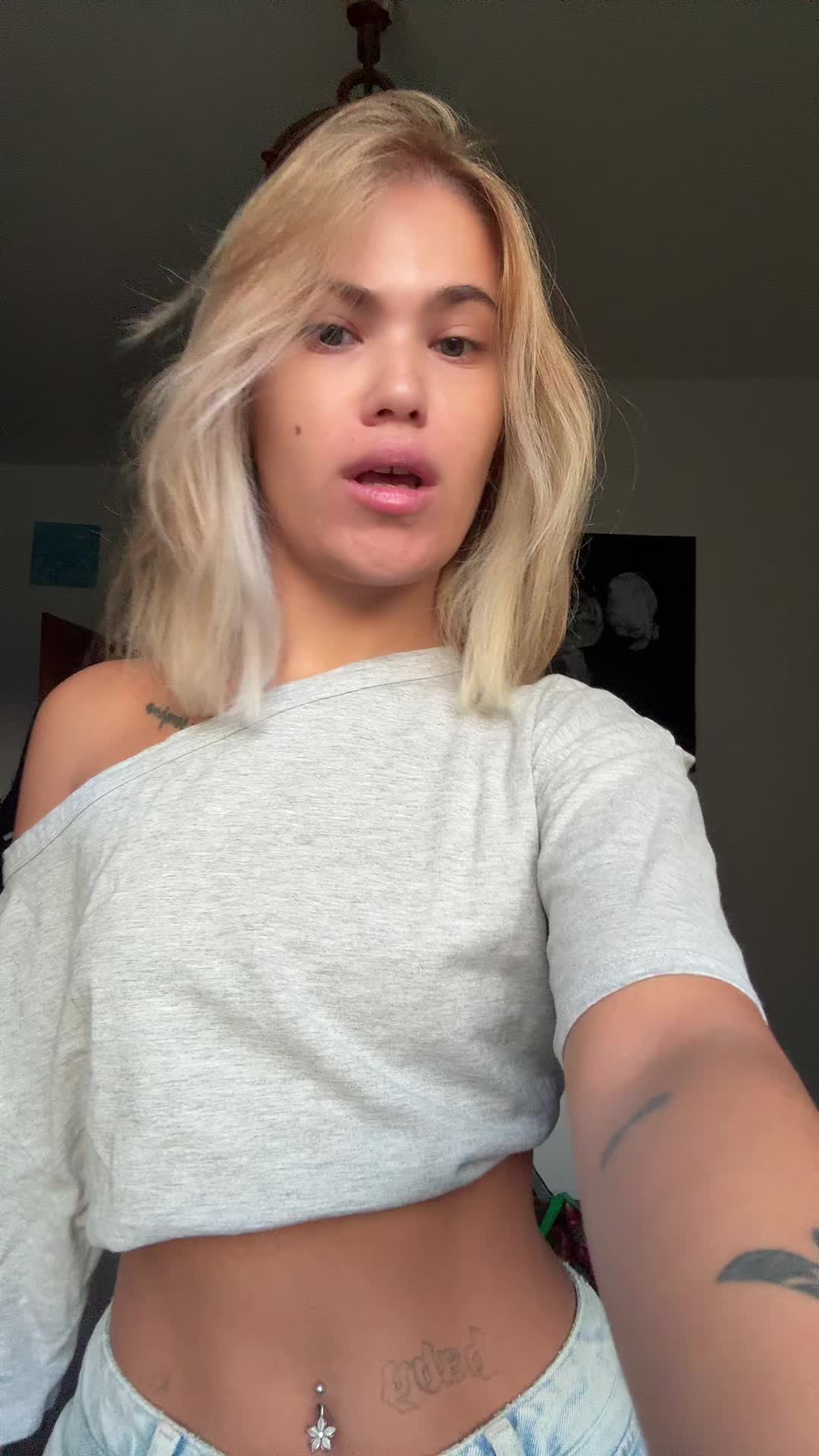 @Laviebelly